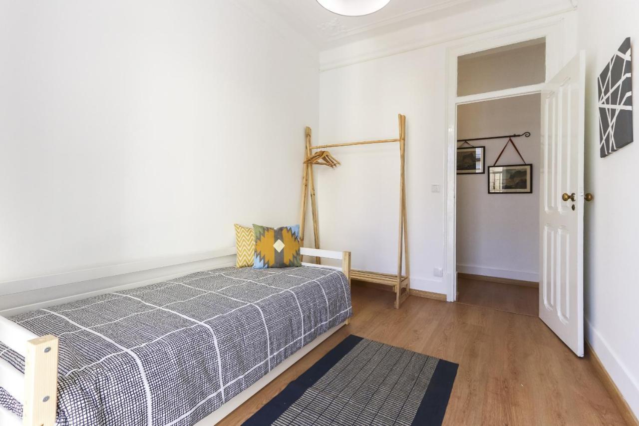 Charming Avenida By Homing Apartment Lisbon Exterior photo
